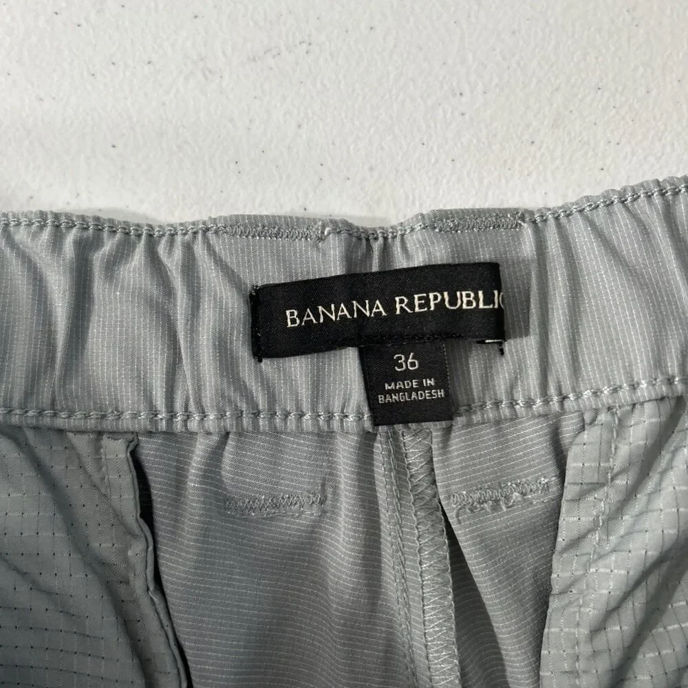 Banana Republic Shorts Mens 36 Green Performance‎ Flat Front Preppy Smart Casual